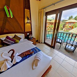 Deluxe Double or Twin Room Balcony pool view